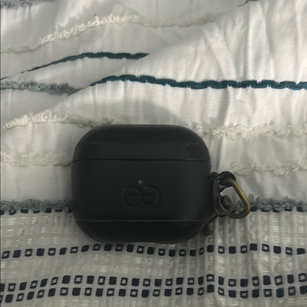 Apple Earbud Headphones - Black